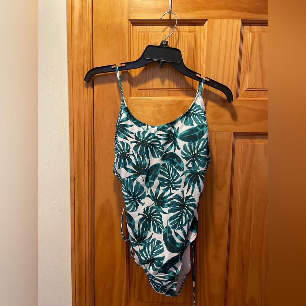 Women’s Extra Large Rue21 Bathing Suit